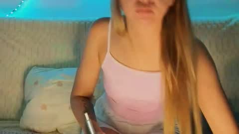 Snapshot of carriebradshawww chatting on 20, 9, 2025 carriebradshawww online show from 20, 9, 2025