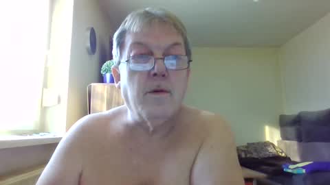 carsten21101 online show from 11, 3, 2025