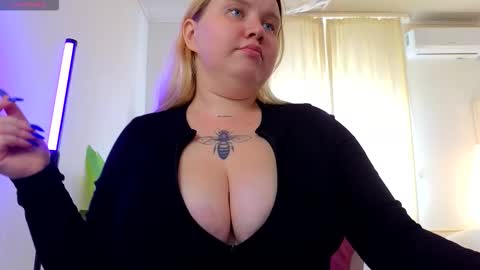 Casey Robbins online show from 3, 10, 2025