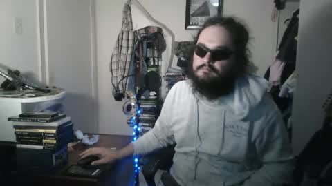 Snapshot of cashdroid chatting on 24, 10, 2025 Smashdroid online show from 24, 10, 2025