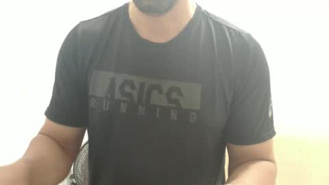 cashmastermuscle77 online show from 5, 2, 2025