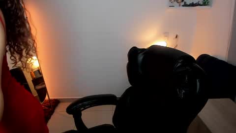 Snapshot of cassandra_caiin chatting on 17, 5, 2026 Cassie online show from 17, 5, 2026