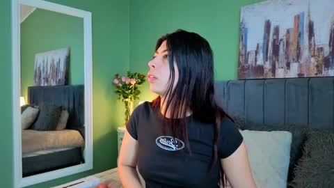 cassie_bloom online show from 2, 4, 2026