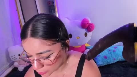 Snapshot of cassiebigass_ chatting on 2, 8, 2026 Bela igzaii9r online show from 2, 8, 2026