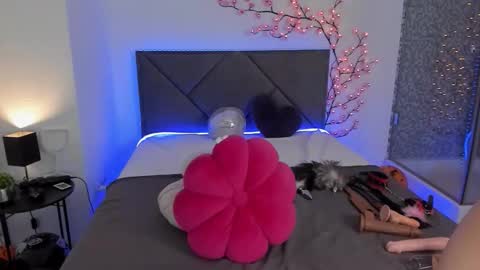 Cassie online show from 9, 11, 2025