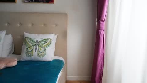 CassieHilton online show from 3, 4, 2026