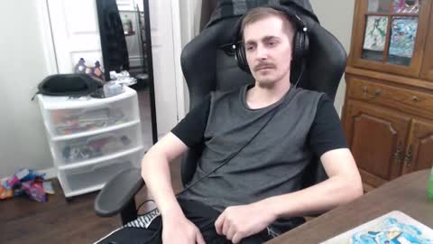 Snapshot of casuallycorrupt chatting on 20, 10, 2025 casuallycorrupt online show from 20, 10, 2025