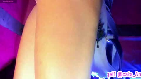 Cata Angel online show from 6, 1, 2025