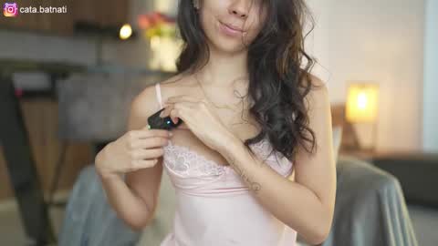 Snapshot of cata_batnati chatting on 4, 12, 2025 Catalina online show from 4, 12, 2025