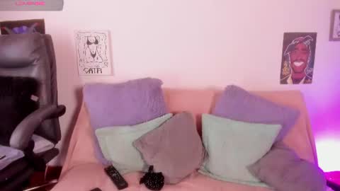 Cata green model independient online show from 30, 6, 2026
