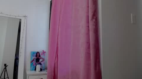 Snapshot of catalaia_stomm chatting on 18, 1, 2025 catalaia_stomm online show from 18, 1, 2025