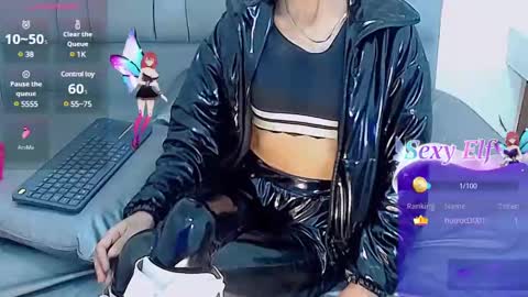 Snapshot of catalella_ar chatting on 1, 3, 2025 Queen Catalella online show from 1, 3, 2025