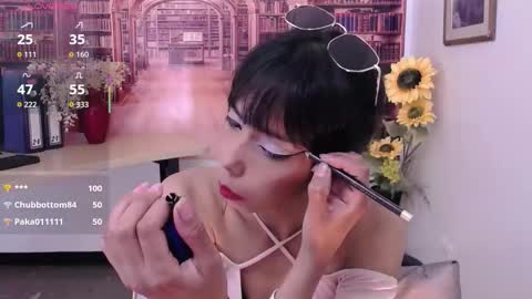 Snapshot of catalella_ar chatting on 21, 9, 2025 Queen Catalella online show from 21, 9, 2025