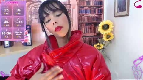 Snapshot of catalella_ar chatting on 15, 10, 2025 Queen Catalella online show from 15, 10, 2025