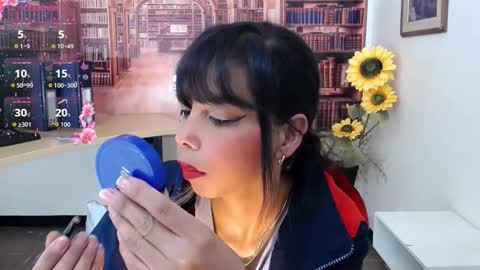 Snapshot of catalella_ar chatting on 21, 10, 2025 Queen Catalella online show from 21, 10, 2025