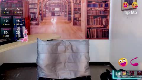 Snapshot of catalella_ar chatting on 18, 12, 2025 Queen Catalella online show from 18, 12, 2025