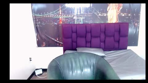 Snapshot of catalella_ar chatting on 10, 2, 2026 Queen Catalella online show from 10, 2, 2026