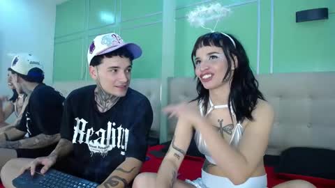 Snapshot of catalellaandpaul chatting on 8, 3, 2025 CatalellaAndPaul online show from 8, 3, 2025