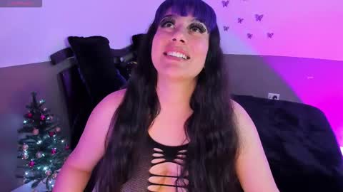 Snapshot of cataleya_blare chatting on 25, 11, 2025 LUU online show from 25, 11, 2025