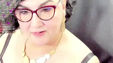 Snapshot of cataleya_mom_ chatting on 3, 5, 2026 cataleya online show from 3, 5, 2026