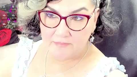 Snapshot of cataleya_mom_ chatting on 4, 5, 2026 cataleya online show from 4, 5, 2026