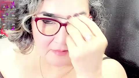Snapshot of cataleya_mom_ chatting on 13, 5, 2026 cataleya online show from 13, 5, 2026