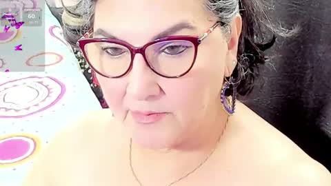Snapshot of cataleya_mom_ chatting on 19, 5, 2026 cataleya online show from 19, 5, 2026