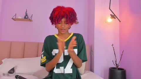 cataleyabrown_mg online show from 8, 9, 2025