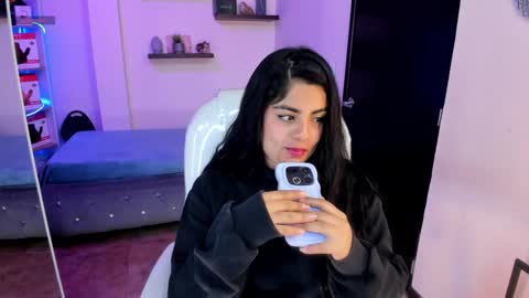 Snapshot of catalina_naughtyy chatting on 4, 12, 2024 Catalina online show from 4, 12, 2024