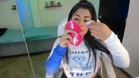 Snapshot of catalina_naughtyy chatting on 5, 12, 2024 Catalina online show from 5, 12, 2024