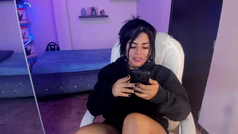 Snapshot of catalina_naughtyy chatting on 12, 12, 2024 Catalina online show from 12, 12, 2024