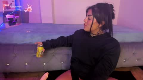 Snapshot of catalina_naughtyy chatting on 13, 12, 2024 Catalina online show from 13, 12, 2024