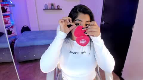 Snapshot of catalina_naughtyy chatting on 13, 12, 2024 Catalina online show from 13, 12, 2024