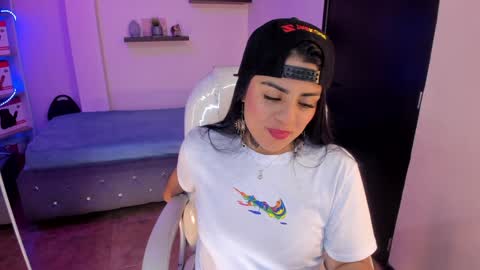 Snapshot of catalina_naughtyy chatting on 22, 12, 2024 Catalina online show from 22, 12, 2024