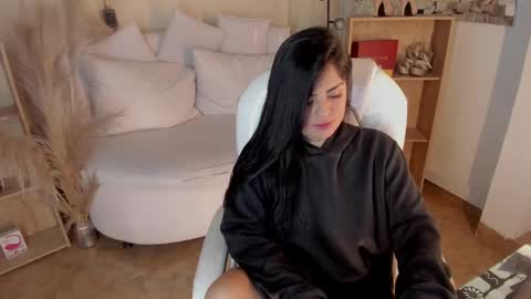 Snapshot of catalina_naughtyy chatting on 8, 1, 2025 Catalina online show from 8, 1, 2025