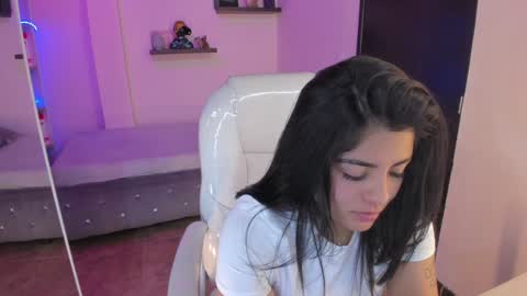 Snapshot of catalina_naughtyy chatting on 20, 1, 2025 Catalina online show from 20, 1, 2025