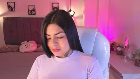 Snapshot of catalina_naughtyy chatting on 6, 11, 2025 Catalina online show from 6, 11, 2025