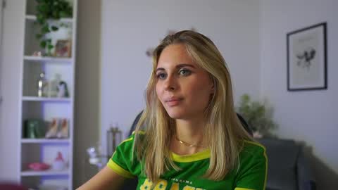 catecrago  online show from 8, 2, 2025