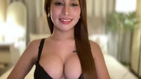 Snapshot of cathalina_goddess chatting on 2, 12, 2025 cathalina harake online show from 2, 12, 2025