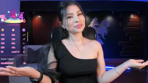 Snapshot of cathalina_santana chatting on 14, 10, 2025 Catalina Santana online show from 14, 10, 2025