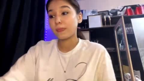 catherinepirs online show from 13, 4, 2026