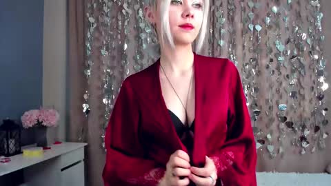 Snapshot of cathiearzabala chatting on 25, 2, 2026 Mia online show from 25, 2, 2026