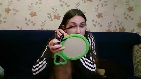 Snapshot of catt_kat chatting on 8, 10, 2025 catt_kat online show from 8, 10, 2025