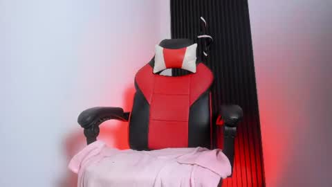 Catt Noir online show from 26, 6, 2026