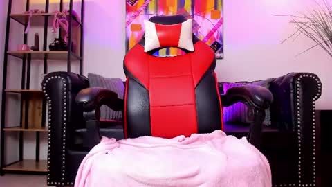 Catt Noir online show from 28, 7, 2026