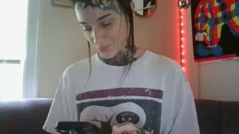 Snapshot of caulkgobbler chatting on 24, 10, 2025 alaska online show from 24, 10, 2025