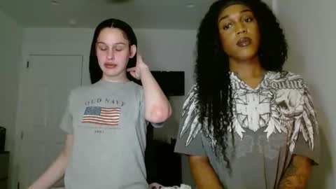 222cayyy online show from 25, 2, 2026