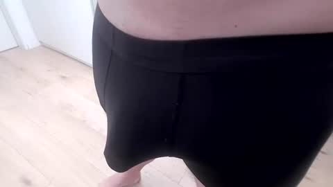 Snapshot of cb_cj chatting on 18, 6, 2026 cb_cj online show from 18, 6, 2026