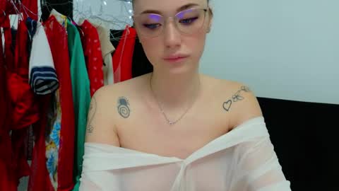 Ivanna online show from 4, 4, 2026