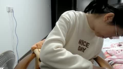 Snapshot of cbz112233 chatting on 24, 12, 2024 ANNYANNY online show from 24, 12, 2024